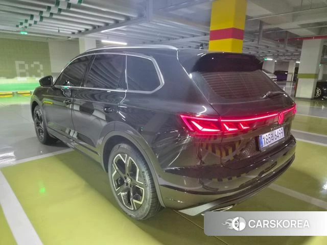 Volkswagen Touareg 3rd generation 2026 Черный из Кореи, фото 5