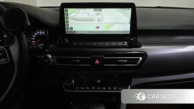 Kia Seltos 2021 Серебристо-серый из Кореи, фото 5