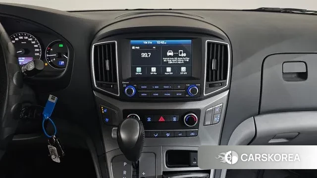 Hyundai The New Grand Starex 2020 Белый из Кореи, фото 5