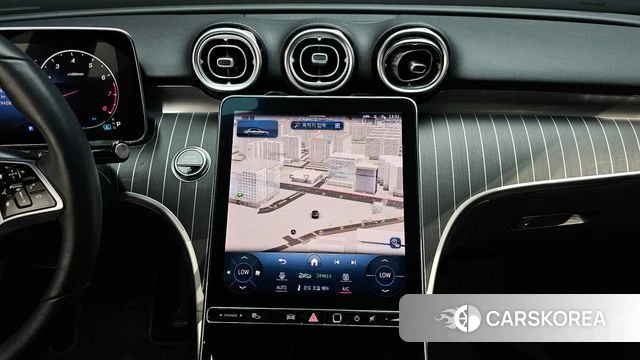 Mercedes-Benz C-Class W206 2022 Белый из Кореи, фото 5