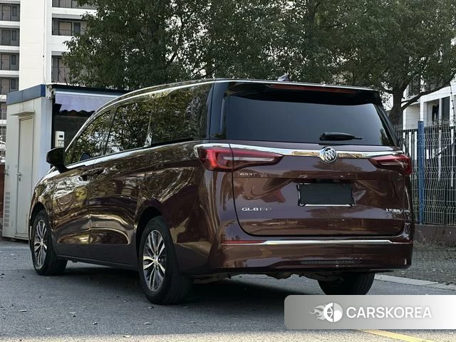 Buick GL8 2021 Коричневый из Китая, фото 5