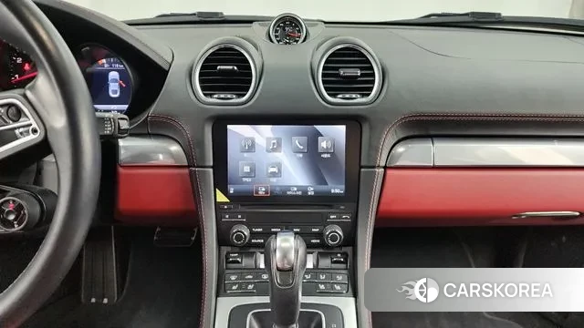 Porsche 718 Cayman 2019 Белый из Кореи, фото 5