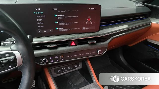 Kia The New K5 Hybrid 3rd generation 2023 Белый из Кореи, фото 5