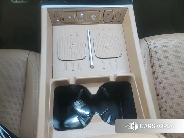 Hyundai Santa Fe (MX5) 2023 Белый из Кореи, фото 5