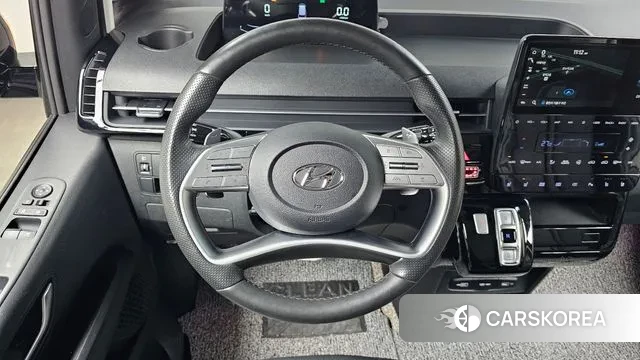 Hyundai Staria 2023 Черный из Кореи, фото 5