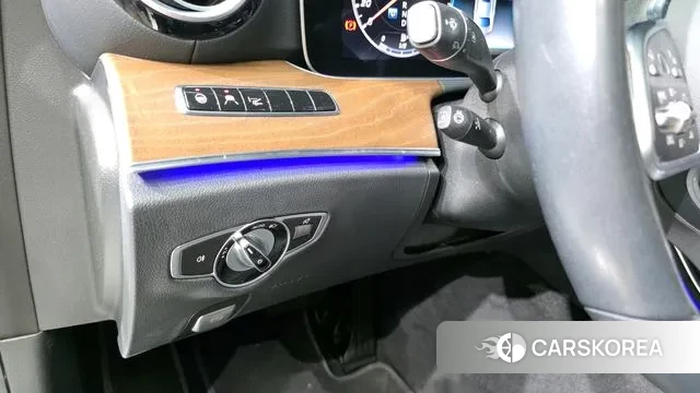 Mercedes-Benz E-Class W213 2020 Белый из Кореи, фото 5