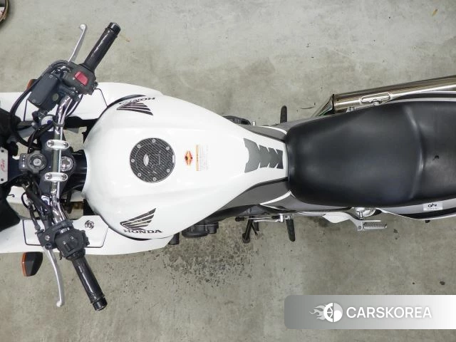 Проданный Honda CB400SF BOLDOR 2012 из Японии, фото 2