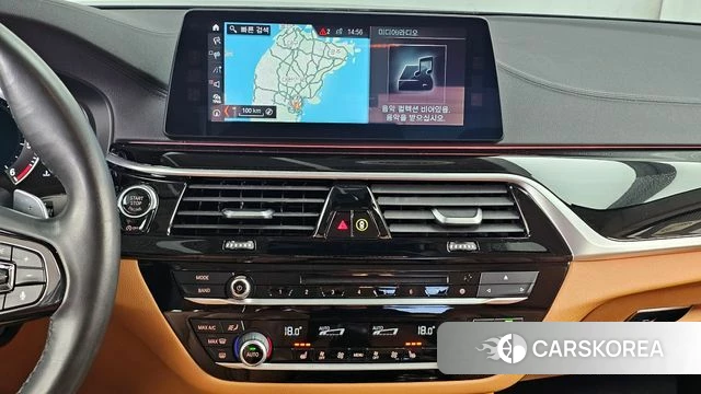 BMW 5 Series (G30) 2018 Черный из Кореи, фото 5