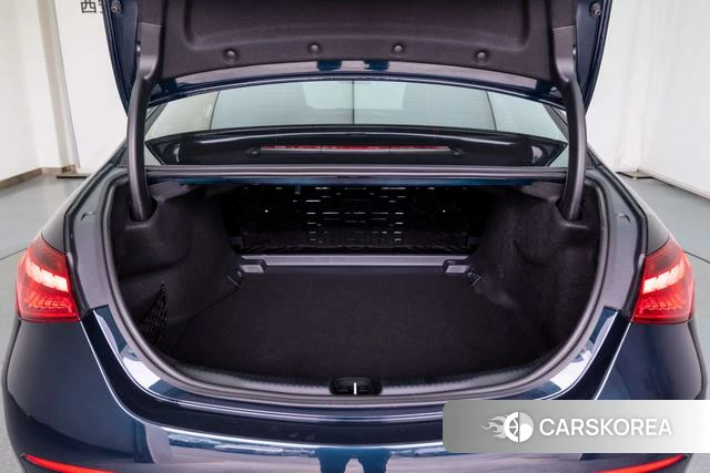 Mercedes-Benz Class C 2025 Черный из Китая, фото 5