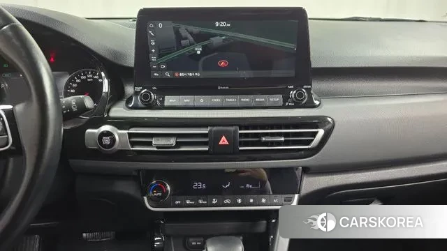 Kia Seltos 2022 Белый из Кореи, фото 5