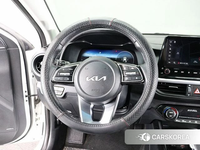 Kia The New K3 2nd generation 2021 Белый из Кореи, фото 5
