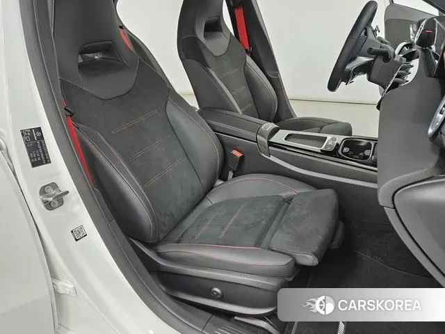 Mercedes-Benz A-Class W177 2025 Белый из Кореи, фото 5