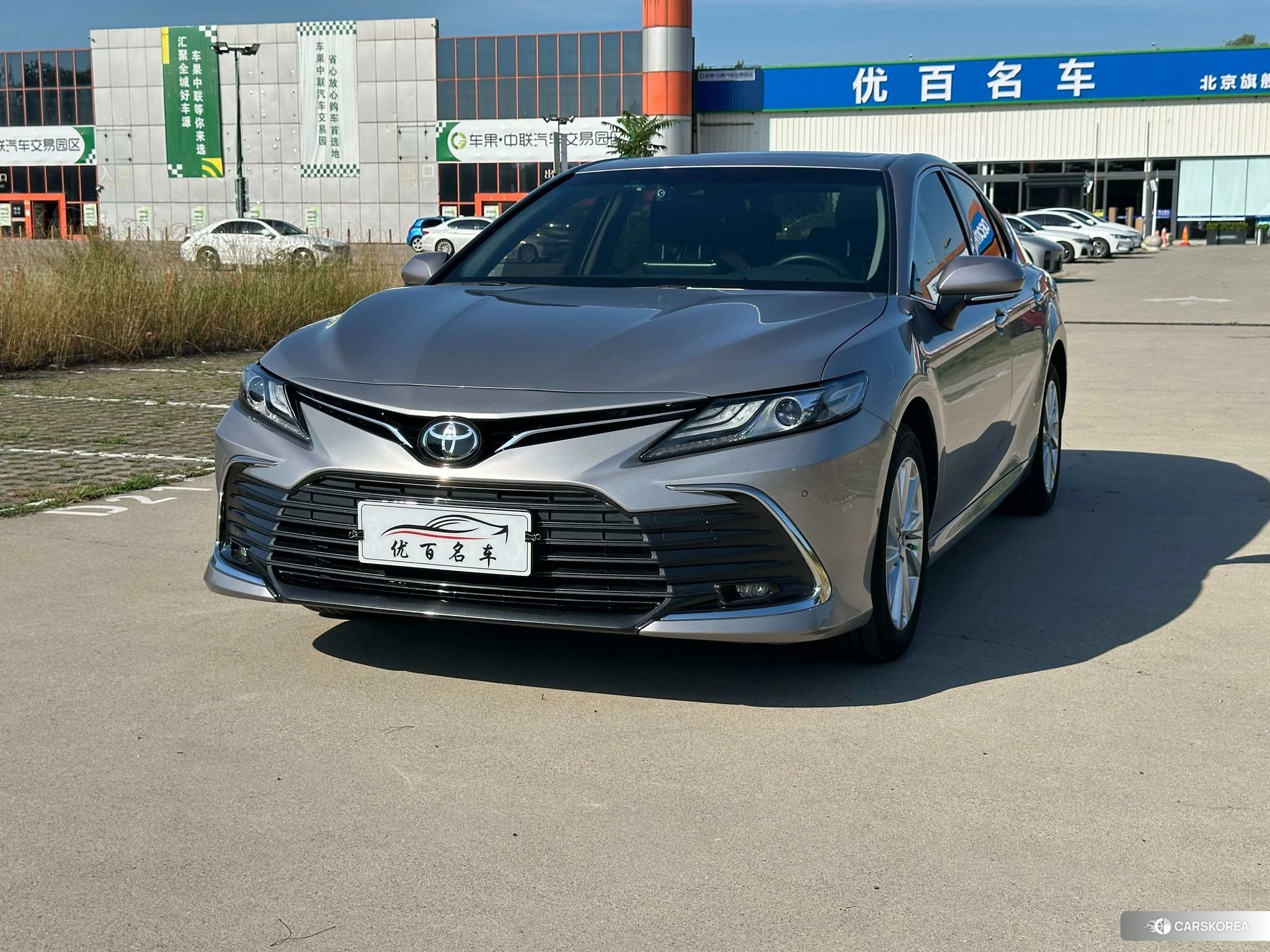 Toyota Camry 2021 Темно-серый из Китая, фото 5