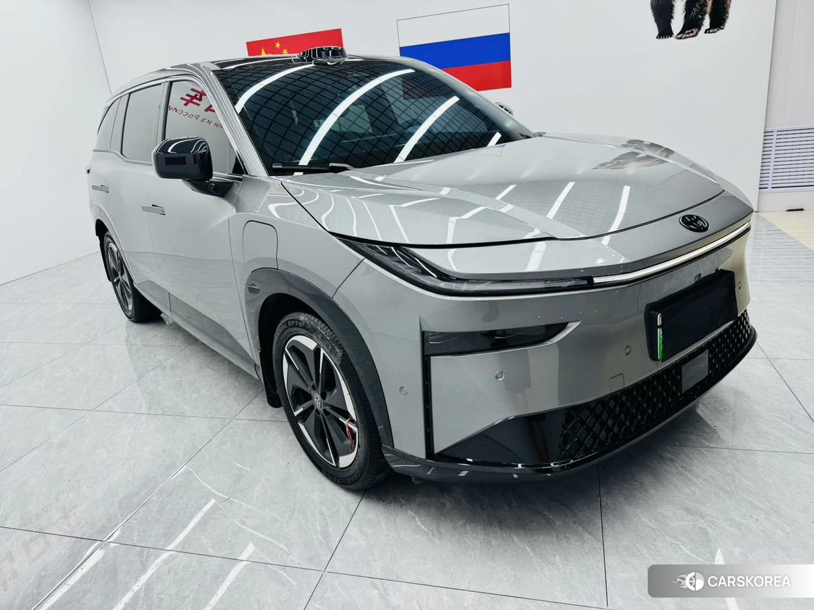 Toyota bZ3X 2025 Серебристо-серый из Китая, фото 5