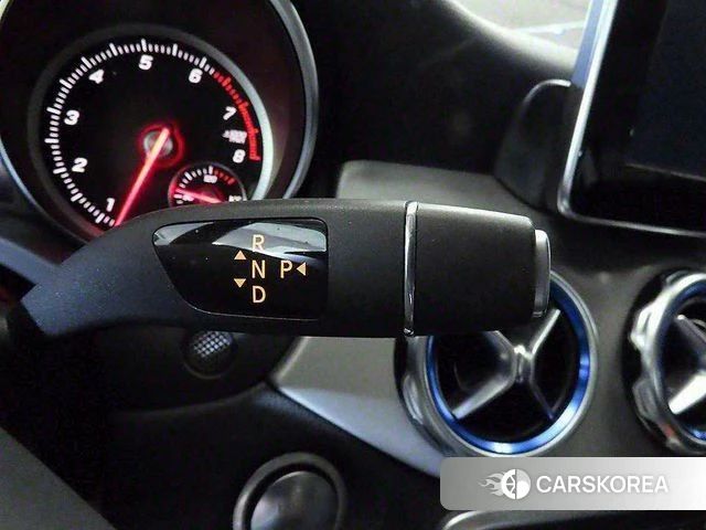 Mercedes-Benz GLA-Class X156 2018 Белый из Кореи, фото 5