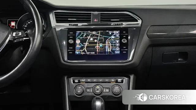 Volkswagen Tiguan second Generation 2020 Белый из Кореи, фото 5