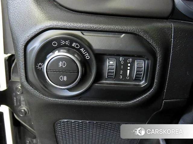 Jeep Wrangler (JL) 2018 Черный из Кореи, фото 5