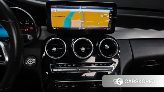 Mercedes-Benz C-Class W205 2020 Белый из Кореи, фото 5