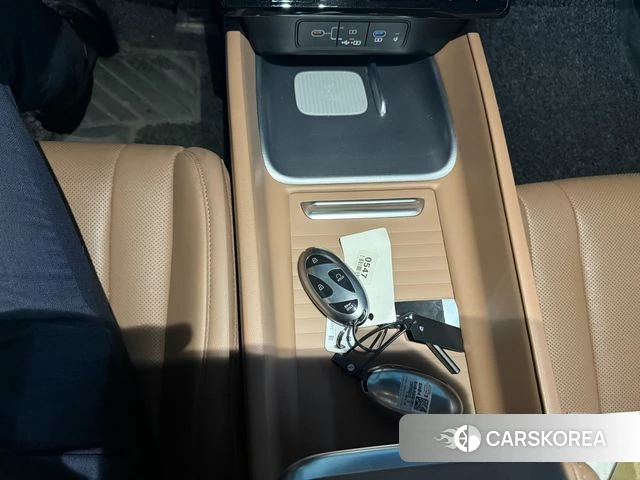 Hyundai Grandeur Hybrid (GN7) 2023 Белый из Кореи, фото 5