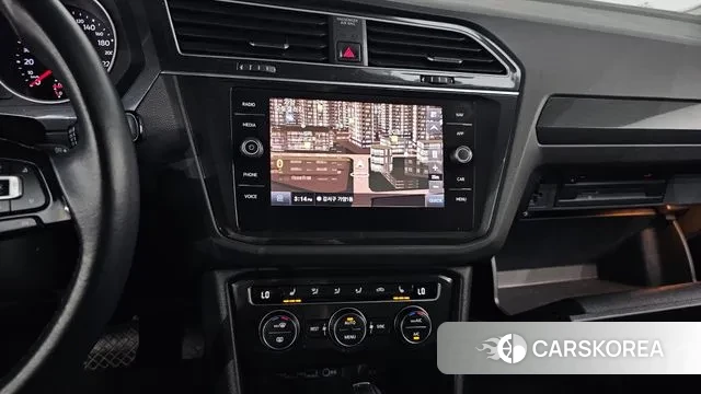 Volkswagen Tiguan second Generation 2020 Белый из Кореи, фото 5