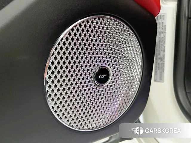 Bentley Flying Spur 3rd Generation 2021 Белый из Кореи, фото 5