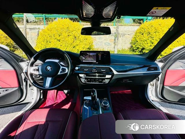 BMW 5 series 2022 Белый из Китая, фото 5