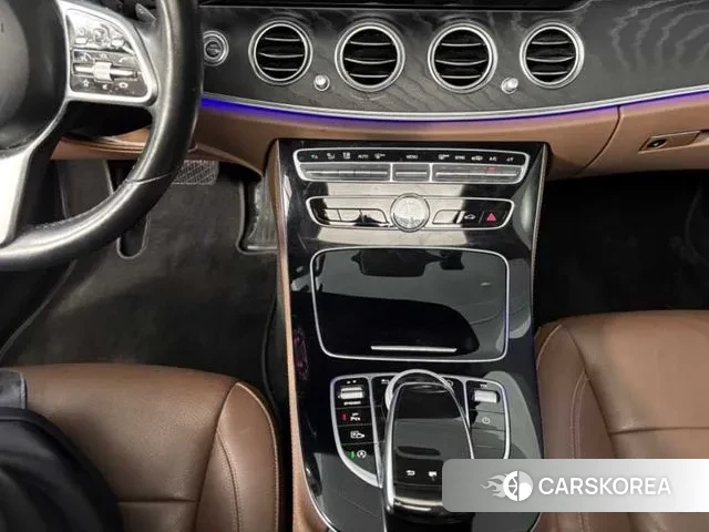 Mercedes-Benz E-Class W213 2020 Белый из Кореи, фото 5