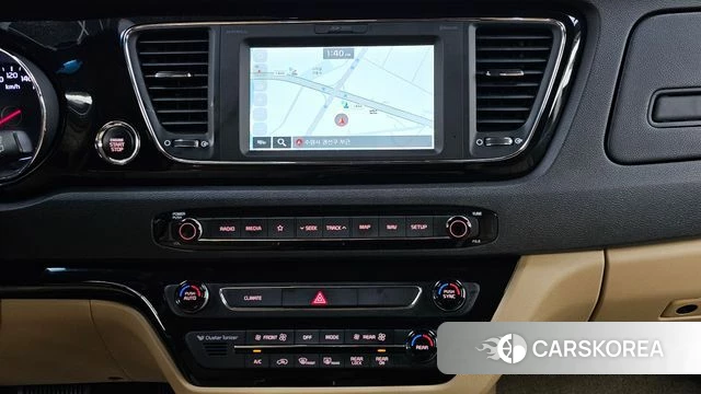 Kia The New Carnival 2019 Белый из Кореи, фото 5