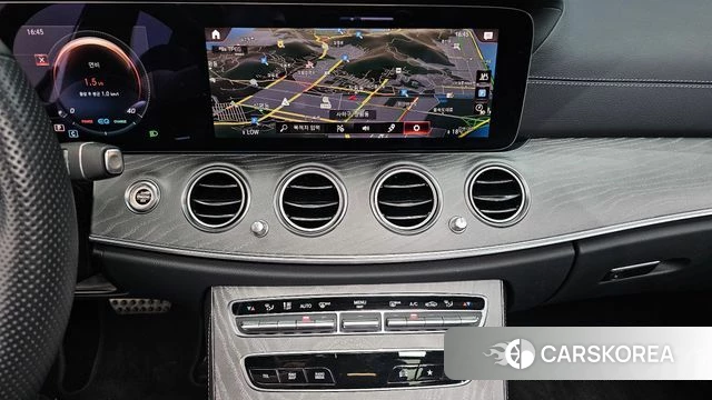 Mercedes-Benz E-Class W213 2021 Белый из Кореи, фото 5