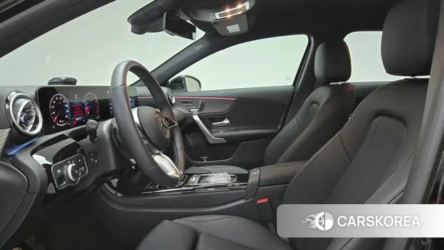 Mercedes-Benz A-Class W177 2024 Черный из Кореи, фото 5