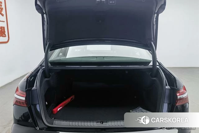 Audi A6L 2023 Черный из Китая, фото 5