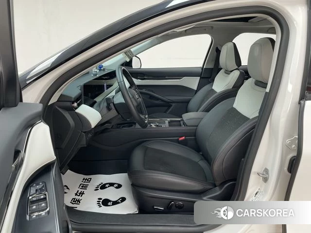 Ford Mondeo 2023 Белый из Китая, фото 5