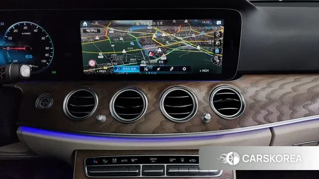 Mercedes-Benz E-Class W213 2021 Белый из Кореи, фото 5