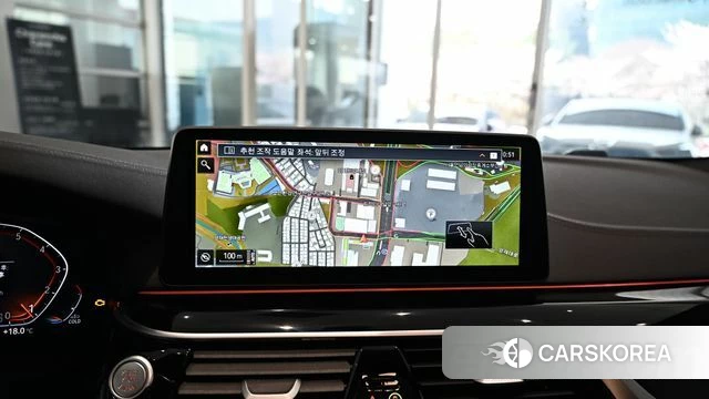 BMW 5 Series (G30) 2022 Черный из Кореи, фото 5