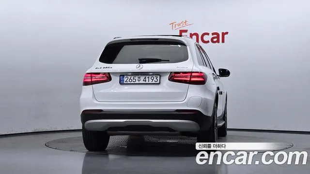 Mercedes-Benz GLC-Class X253 2019 Белый из Кореи, фото 5