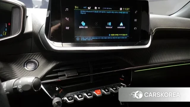 Peugeot e-2008 second generation 2021 Черный из Кореи, фото 5