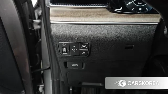 Kia K5 3rd generation 2023 Серебряный из Кореи, фото 5