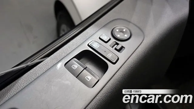 Hyundai Staria 2021 Белый из Кореи, фото 5