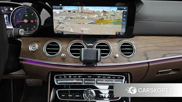 Mercedes-Benz E-Class W213 2019 Белый из Кореи, фото 5