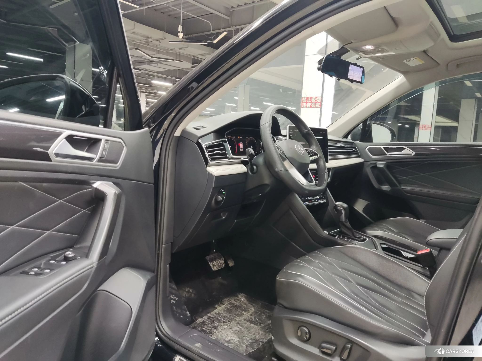 Volkswagen Tiguan L 2022 Черный из Китая, фото 5