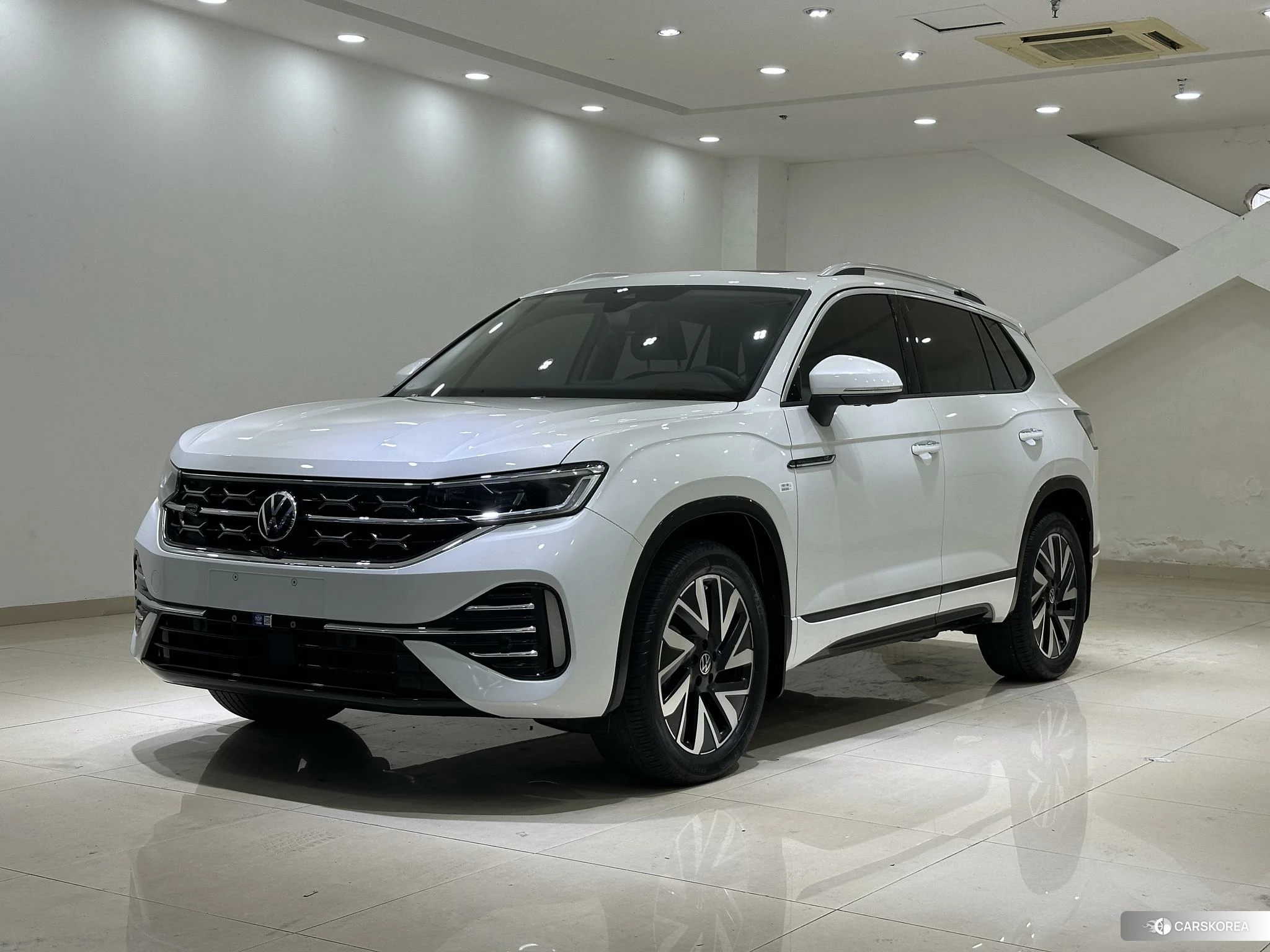 Volkswagen Tanyue 2022 Белый из Китая, фото 5