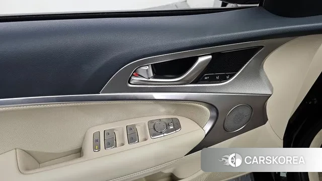 Genesis The New G70 2024 Черный из Кореи, фото 5