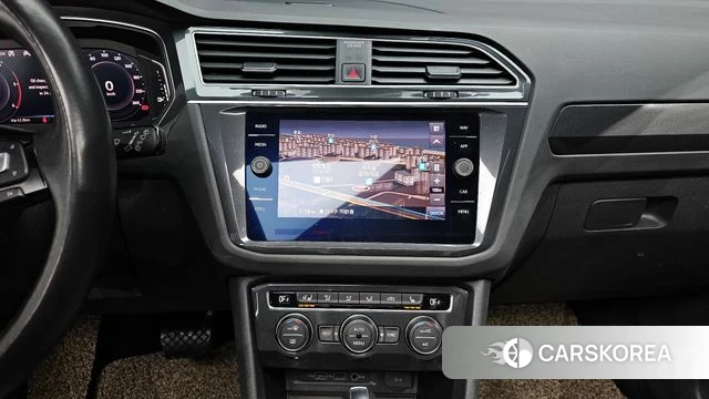 Volkswagen Tiguan second Generation 2020 Серый из Кореи, фото 5