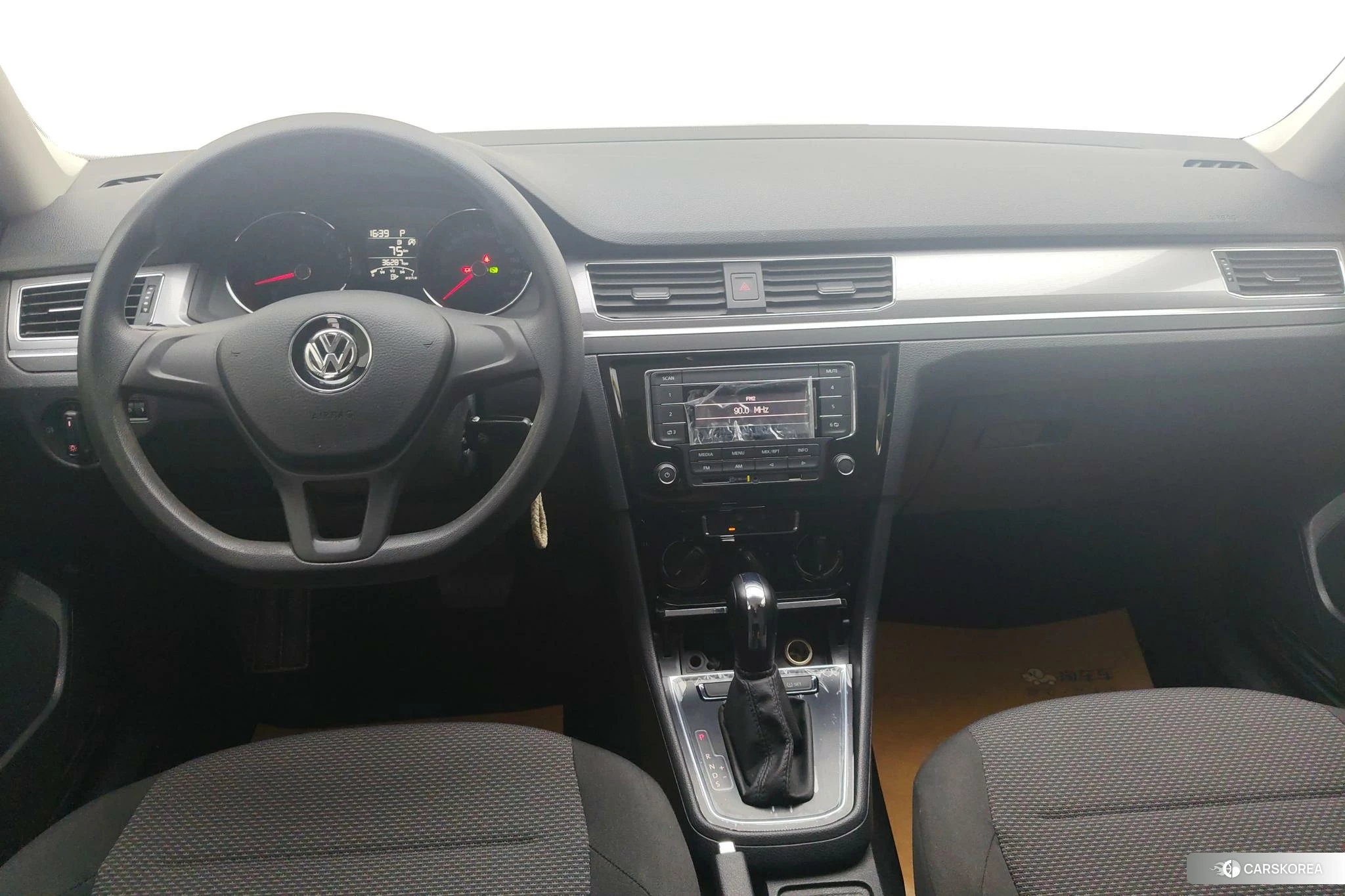 Volkswagen Bora 2020 Белый из Китая, фото 5