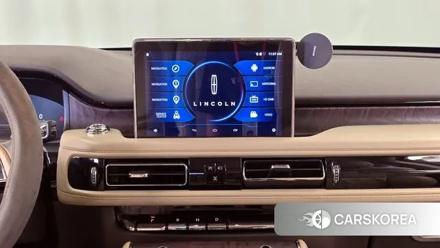 Lincoln Aviator 2nd generation 2020 Белый из Кореи, фото 5