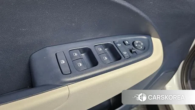 Hyundai Venue 2020 Белый из Кореи, фото 5