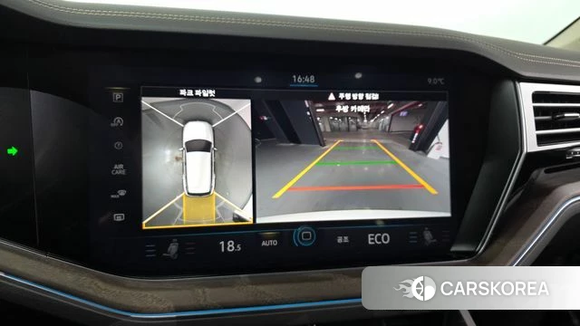 Volkswagen Touareg 3rd generation 2023 Белый из Кореи, фото 5