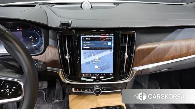 Volvo S90 2023 Белый из Кореи, фото 5