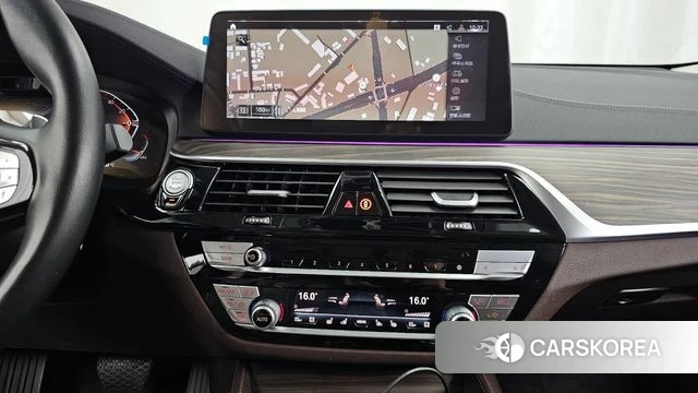 BMW 6 Series GT (G32) 2022 Черный из Кореи, фото 5