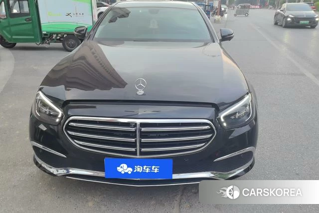 Mercedes-Benz E-class 2023 Черный из Китая, фото 5